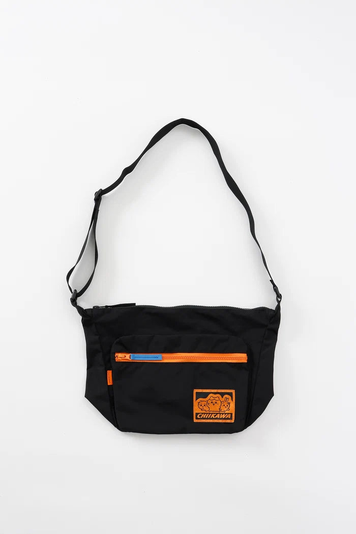 Chiikawa Body Bag Trio Pose Black
