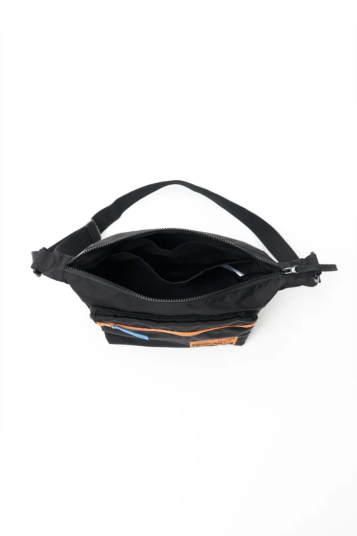Chiikawa Body Bag Trio Pose Black