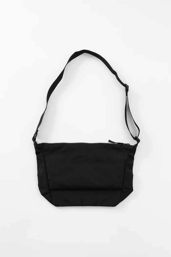 Chiikawa Body Bag Trio Pose Black