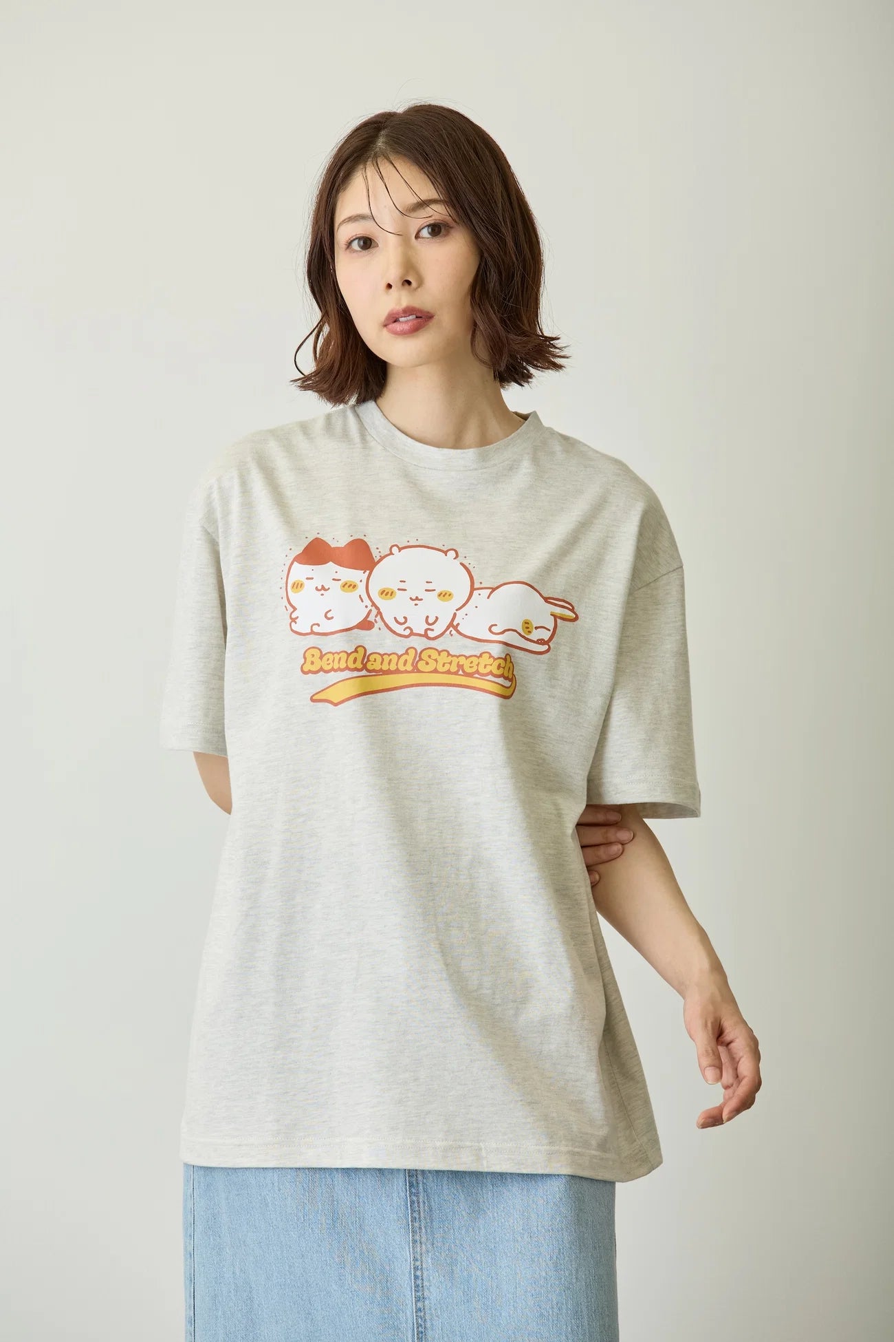Chiikawa Pack T-Shirt: Yakiniku (Japanese BBQ)/Squats, Black/Oatmeal
