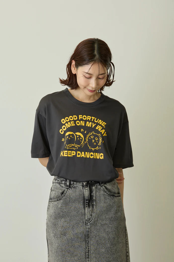 Chiikawa Dry T-Shirt DANCE Shisa Kurimanju Charcoal