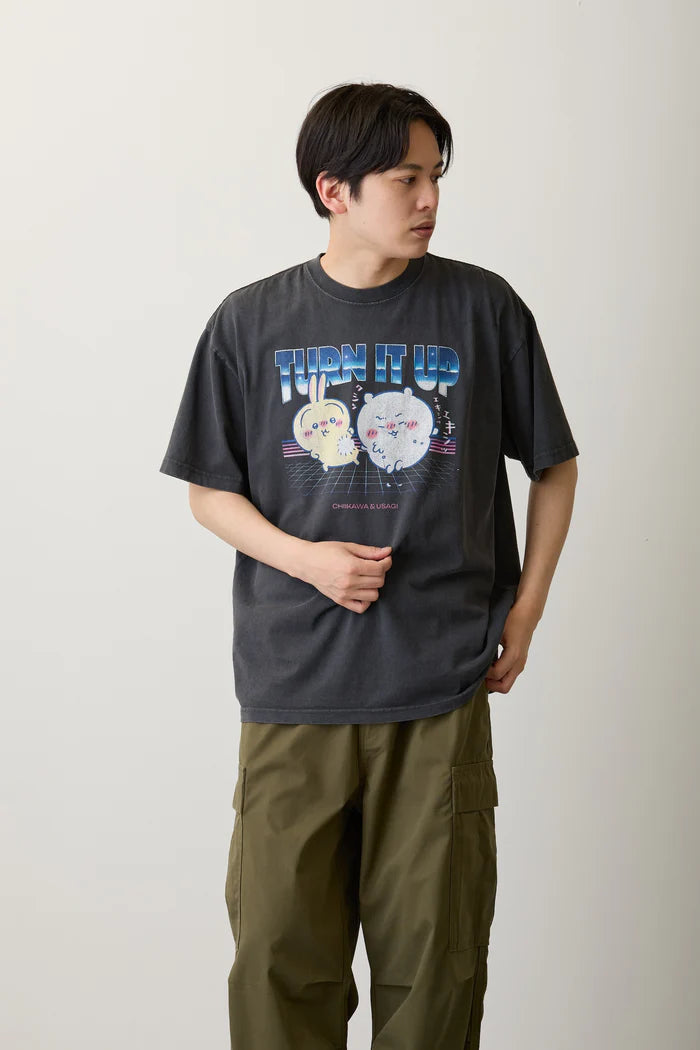 Chiikawa T-shirt TURN IT UP Sumi