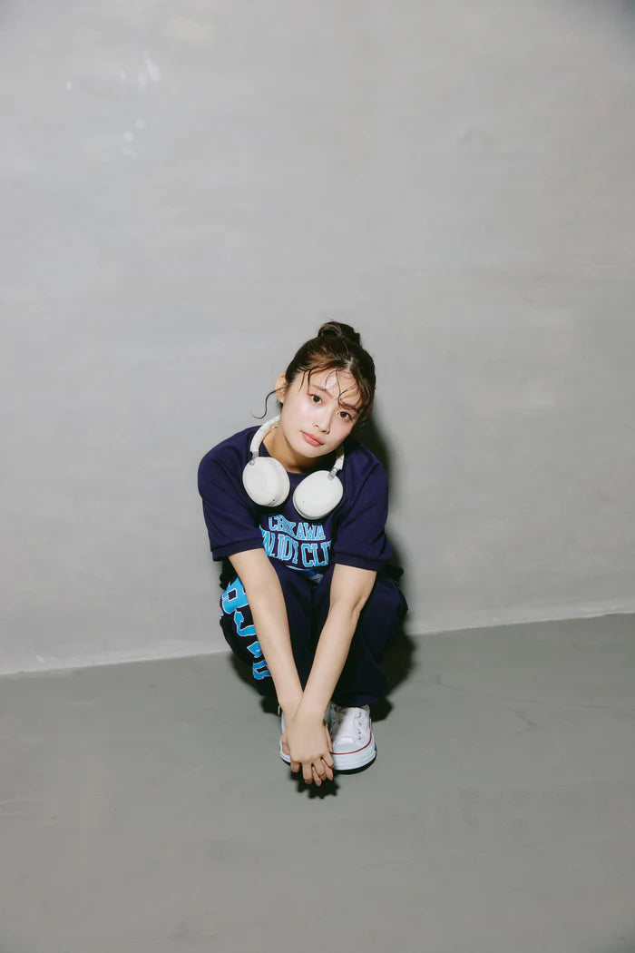 Chiikawa T-shirt Peace Hachiware Navy