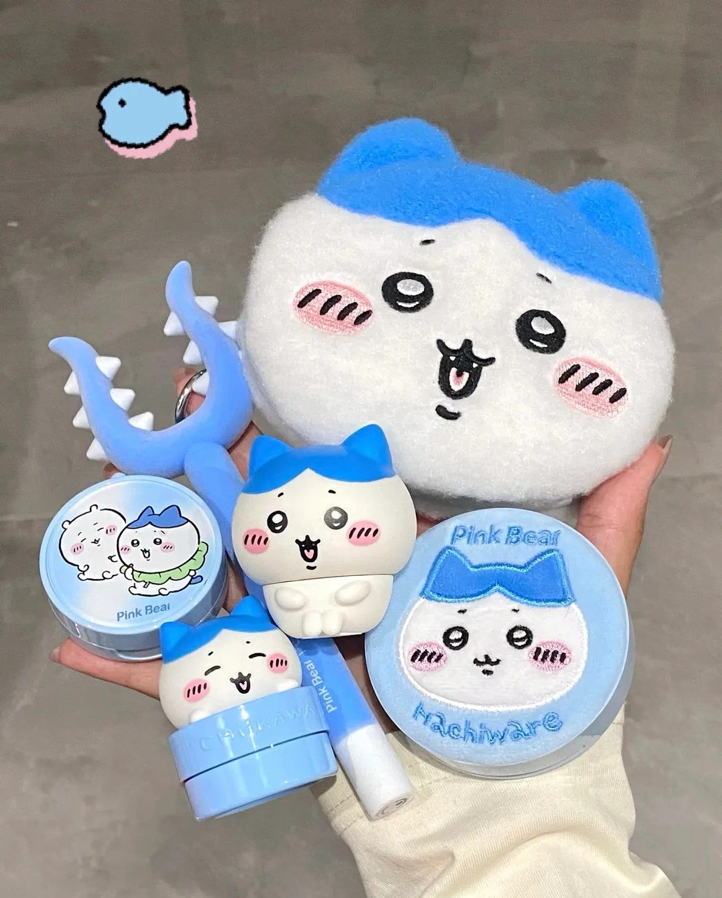 Pink Bear X CHIIKAWA Makeup Collection (Hachiware)