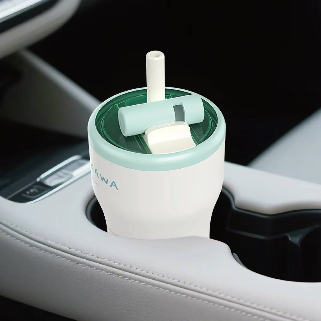 Chiikawa Straw Insulated Mug 630ml Household Water Bottle
