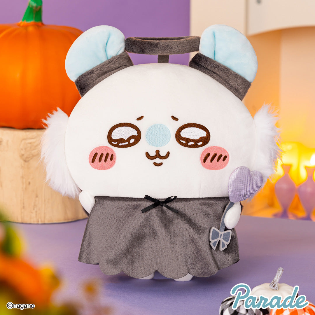 Chiikawa, try carrying... this BIG plushie
