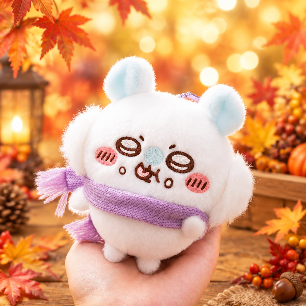 [Pre-Order] Chiikawa Eating Meat Bun Mascot
