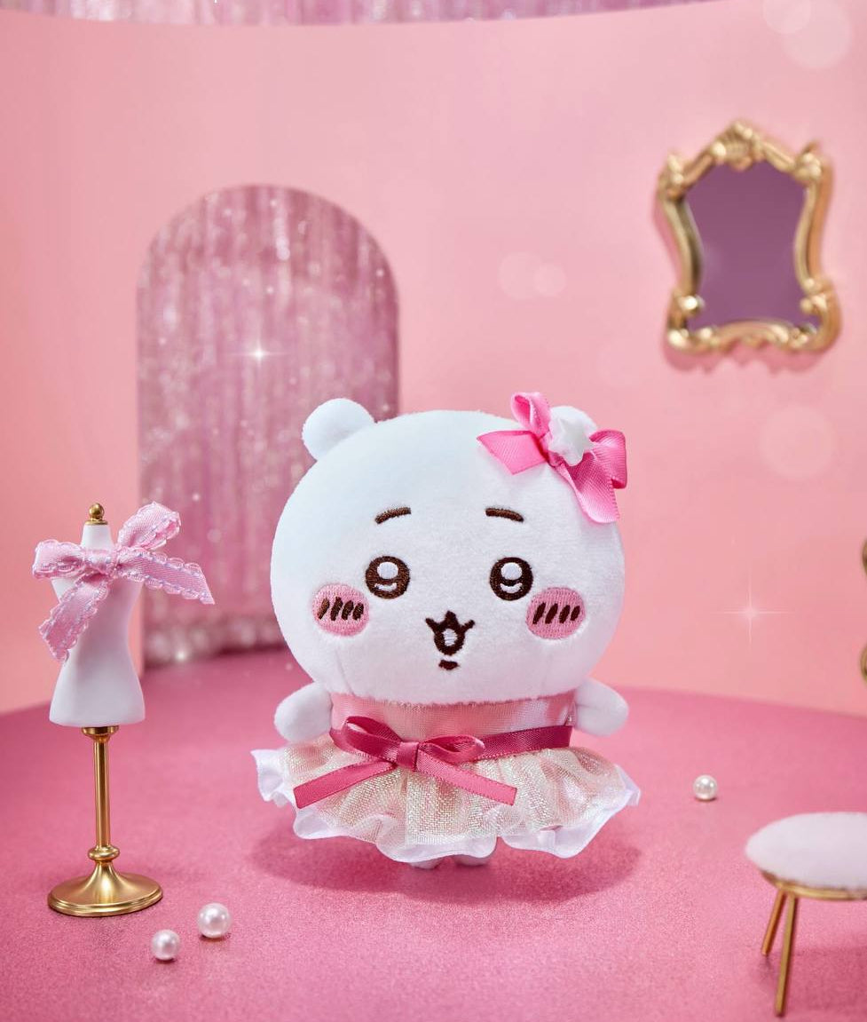 Miniso x Chiikawa Fashion Show Plush Mascot Keychain